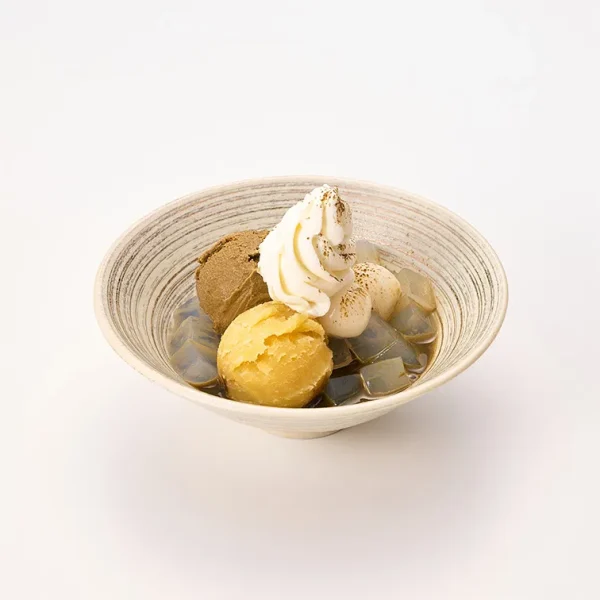 黄金の鳴門金時 芋あんみつ（ほうじ茶ラテ蜜）